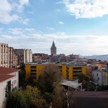 Apartment Galata Tower View With Balcony And Elevator